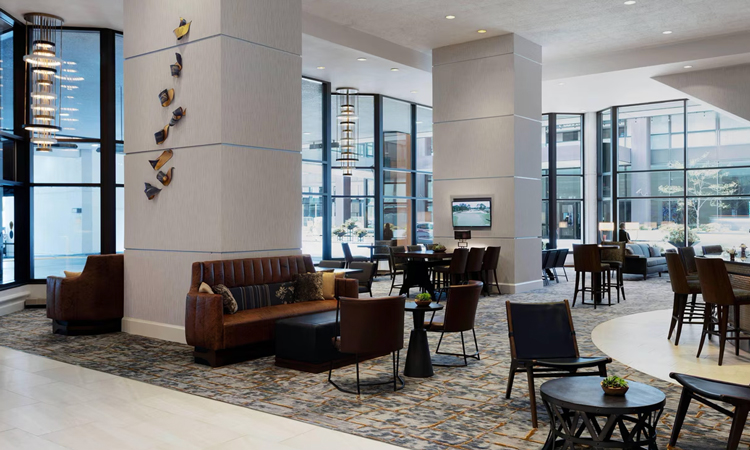 Des Moines Marriott Downtown Lobby