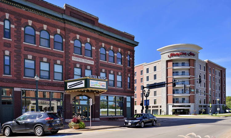 Cedar Falls Community Theatre